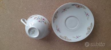 4 TAZZE DA TEA IN PORCELLANA CON PIATTINO