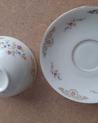 4 TAZZE DA TEA IN PORCELLANA CON PIATTINO