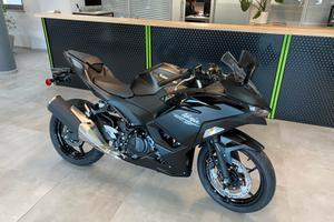 Kawasaki Ninja 500 2026