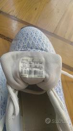 scarpe da ginnastica tg 45