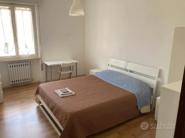 CAMERE 240 euro/mese