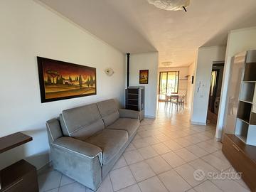 HP179 - Villetta a schiera con giardino e garage