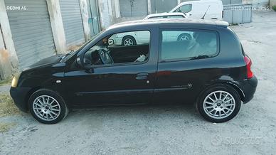 Renault Clio 1.2 16V