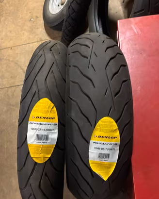 Gomme moto
