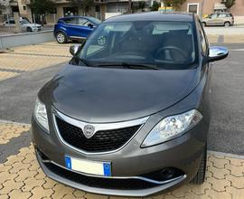 Lancia Ypsilon Ecochic Platino Metano