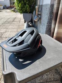 casco MTB abus