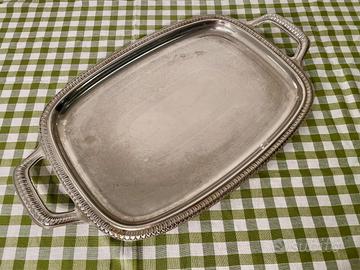 Grande vassoio ovale cesellato Alessi anni ‘60