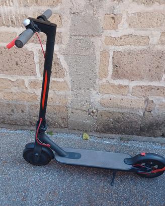 Monopattino Xiaomi 365