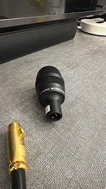 Microfono dinamico, stage line