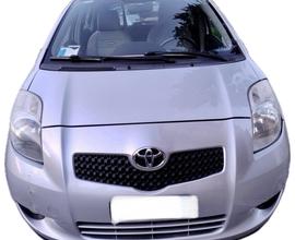 TOYOTA Yaris - 2007