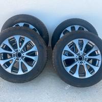 Set 4 Gomme Invernali Bridgestone + Cerchi per GLC