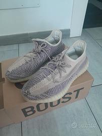 yeezy Pearl Ash 43 1/3