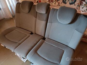 Clio 2  sedile posteriore