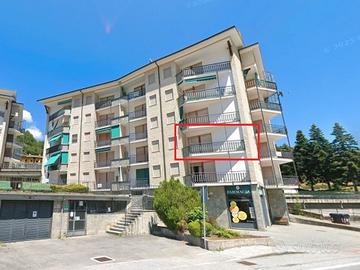 Bilocale Sampeyre con box auto