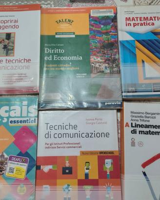 libri scuola superiore usati con copertina