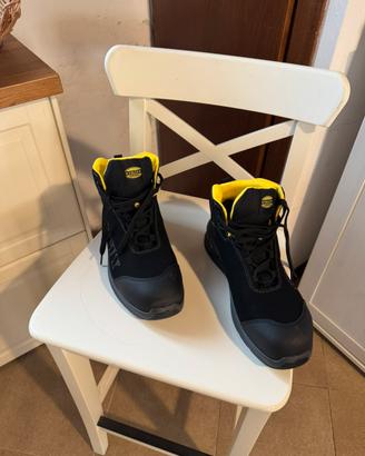 Scarponcini antinfortuni