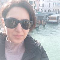 Salve, sono Seyedeh Talayeh Mostafavi Niaki. Sto c