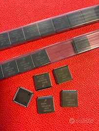 MC68HC705C9ACFNE Memoria