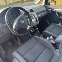Volkswagen Touran 2.0 TDI 140 cv 7 posti