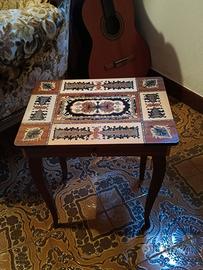 Tavolino musicale