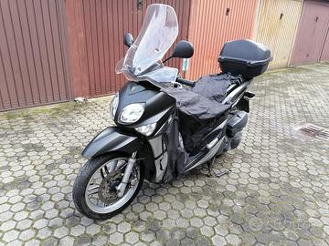 Scooter Yamaha Xenter 150 PERFETTO