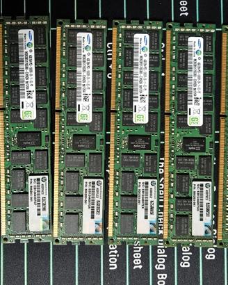 moduli RAM 4gb 2Rx4 10600R