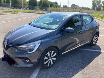 Renault Clio 1.6 Hybrid E-Tech Zen