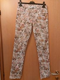 Pantaloni fiorati Tattoo in coton÷ stretch