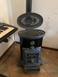 stufa a legna / metano della GODIN in ghisa