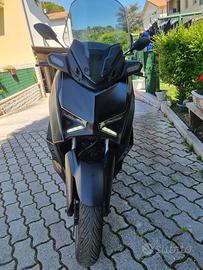 X max 300 tec
