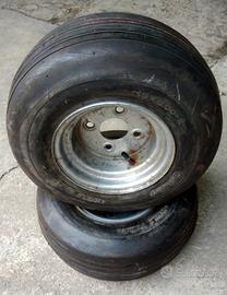 Cerchio 8" con pneumatico rigato
