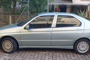 Alfa Romeo 146 del 2000