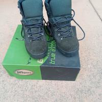 scarponcini trekking 