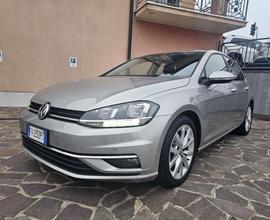 VOLKSWAGEN Golf 2.0 TDI DSG 5p. Executive BlueMo