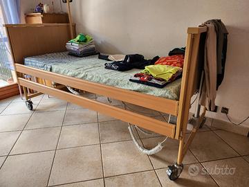 Letto motorizzato ospedaliero