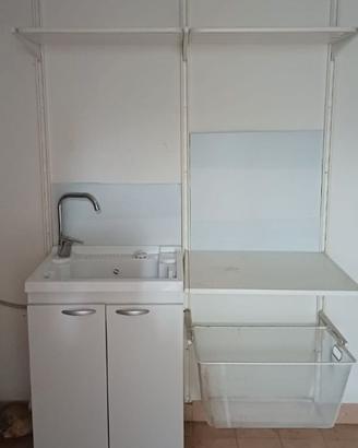 Lavabo con armadietto + Struttura con ripiani