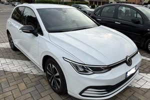 Volkswagen Golf 8
