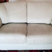 divani in pelle bianca