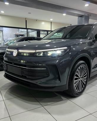 VOLKSWAGEN Tiguan NEW 2.0 TDI 150CV DSG Life Goa