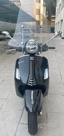 Vespa 310 GTS Super anno 2025