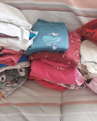 lotto vestiti bimba 6/8 anni