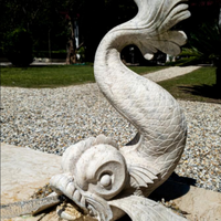 C E R C O statua in cemento