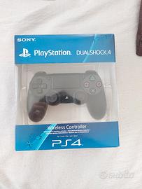 Controller ps4 ancora imballato