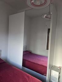 Armadio ad ante scorrevoli