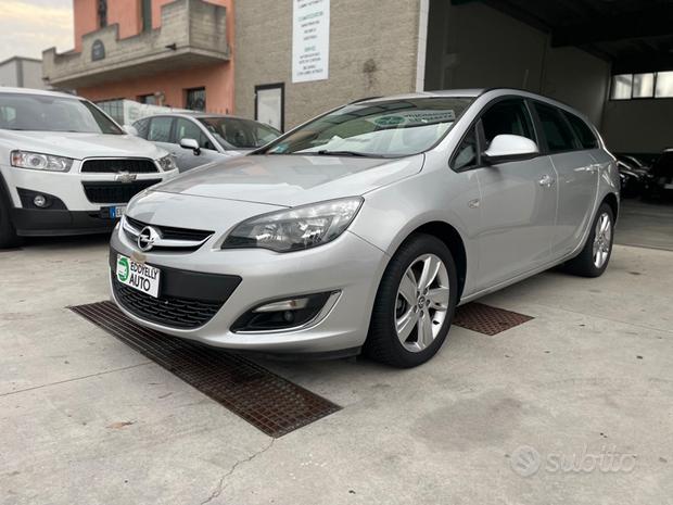 Opel Astra 1.7 130CV Sports Tourer/Diesel /2013/km