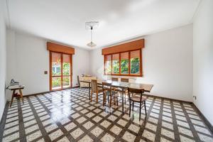 PORZIONE DI BIFAMILIARE A VIANO