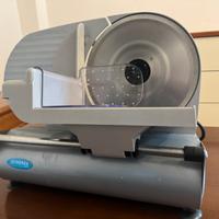 Affettatrice professionale compatta marca Ausonia