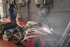 Yamaha r6