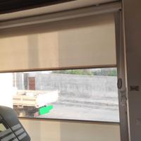 Tenda a rullo per garage