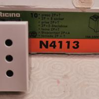 BTICINO LIGHT - Presa N4113